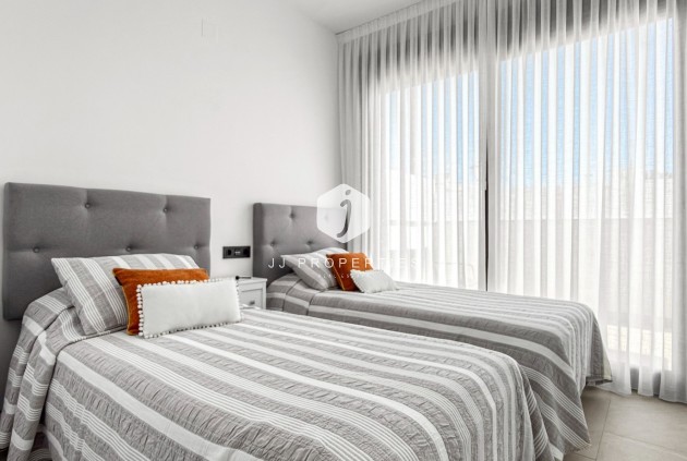 Resale - Apartment / flat -
Torrevieja - Costa Blanca