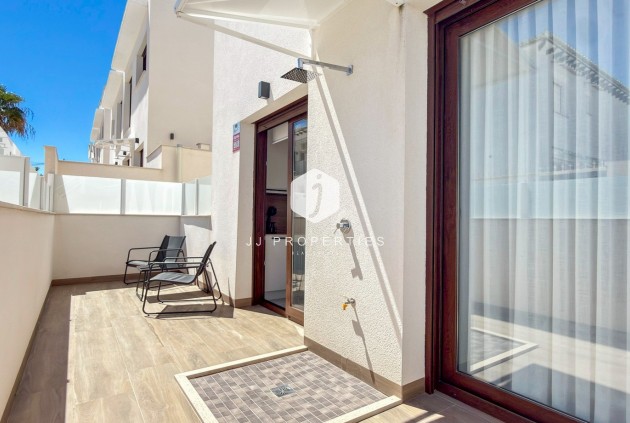 Resale - Apartment / flat -
Torrevieja - Costa Blanca