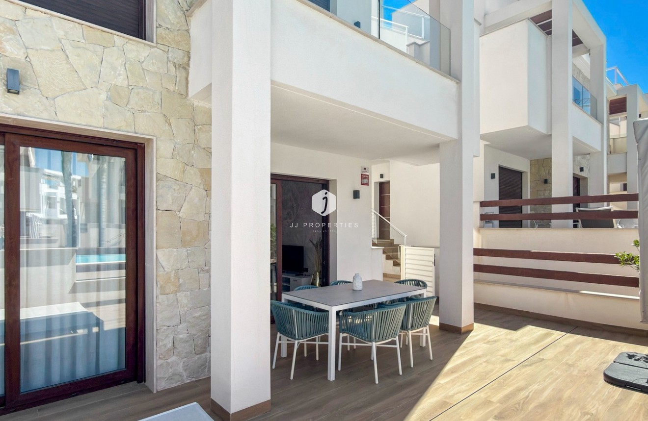 Resale - Apartment / flat -
Torrevieja - Costa Blanca