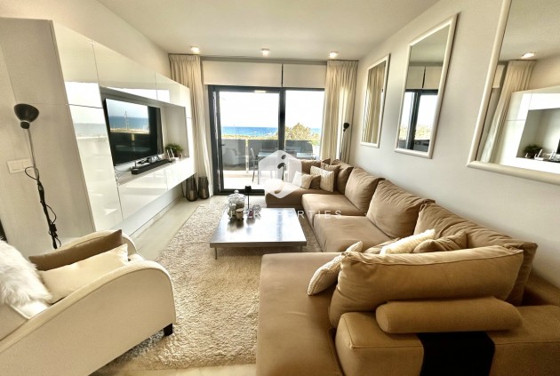 Resale - Apartment / flat -
Playa Flamenca - Costa Blanca