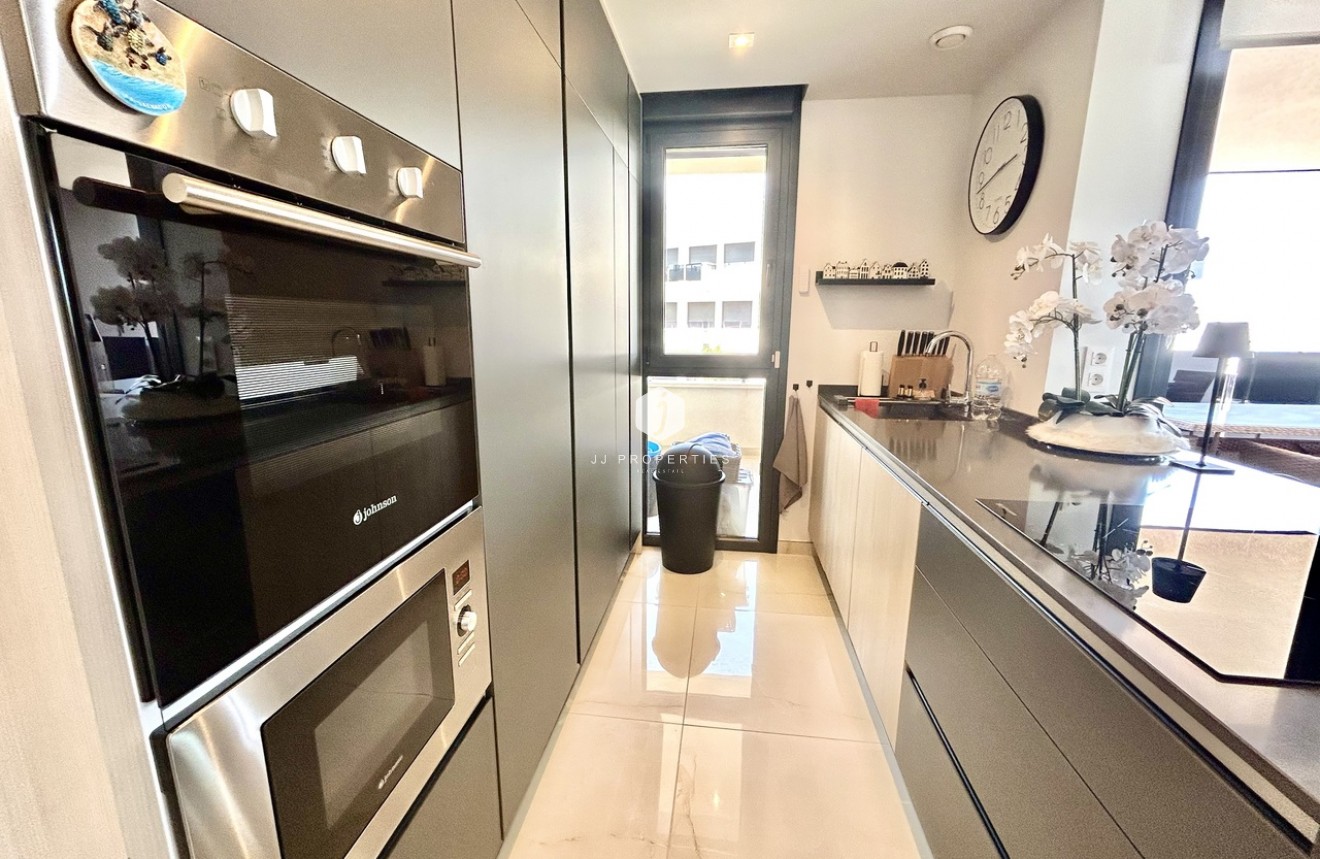 Resale - Apartment / flat -
Playa Flamenca - Costa Blanca