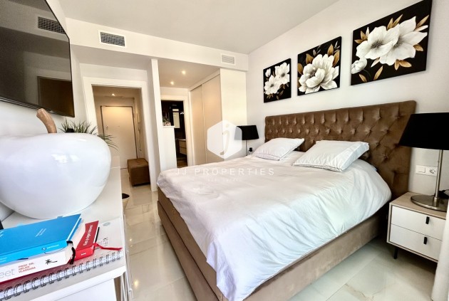 Resale - Apartment / flat -
Playa Flamenca - Costa Blanca