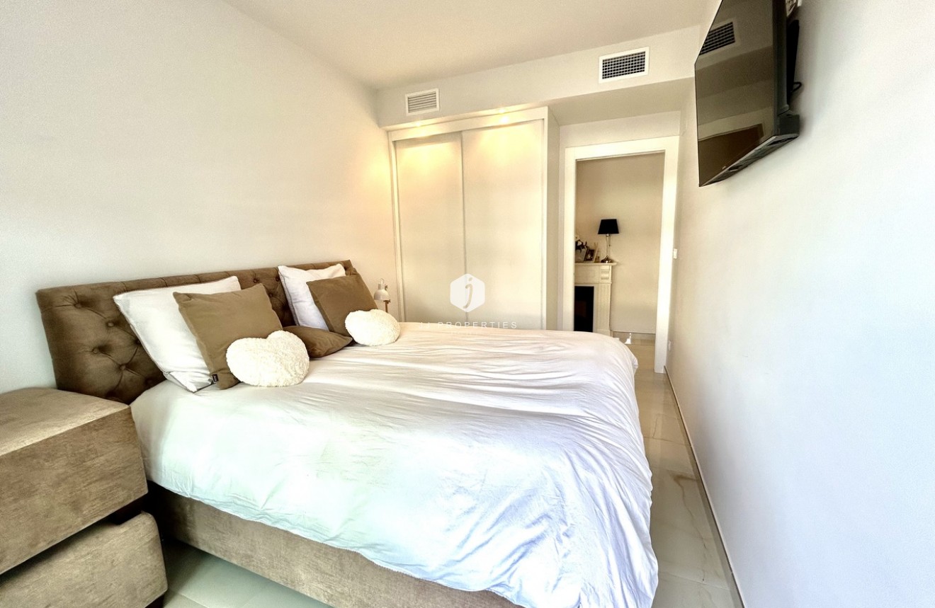 Resale - Apartment / flat -
Playa Flamenca - Costa Blanca