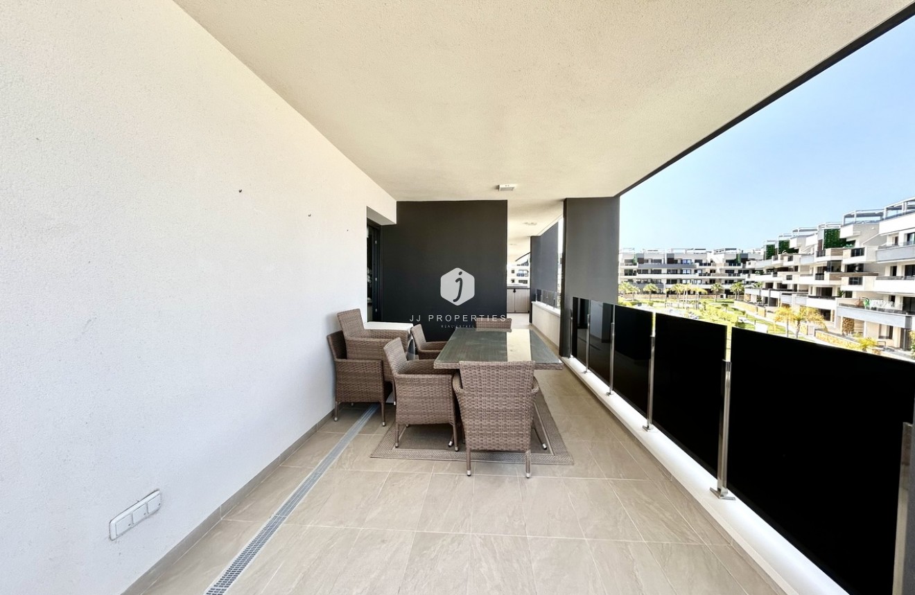 Resale - Apartment / flat -
Playa Flamenca - Costa Blanca