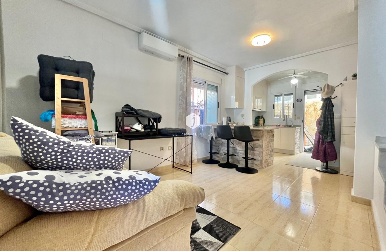 Segunda mano - Villa -
Orihuela Costa - Los Almendros-la Florida