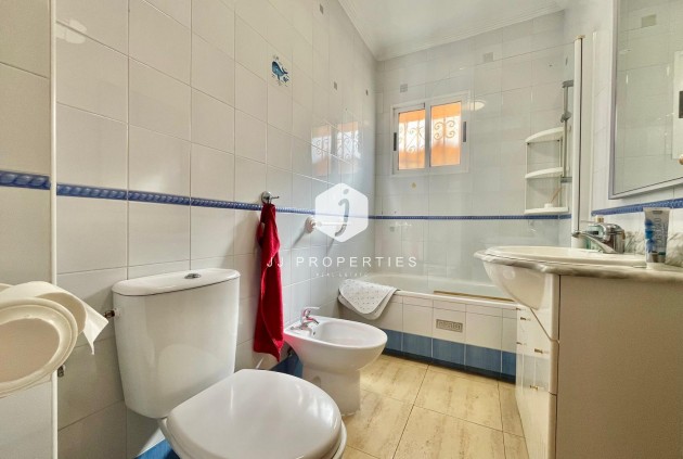 Segunda mano - Villa -
Orihuela Costa - Los Almendros-la Florida