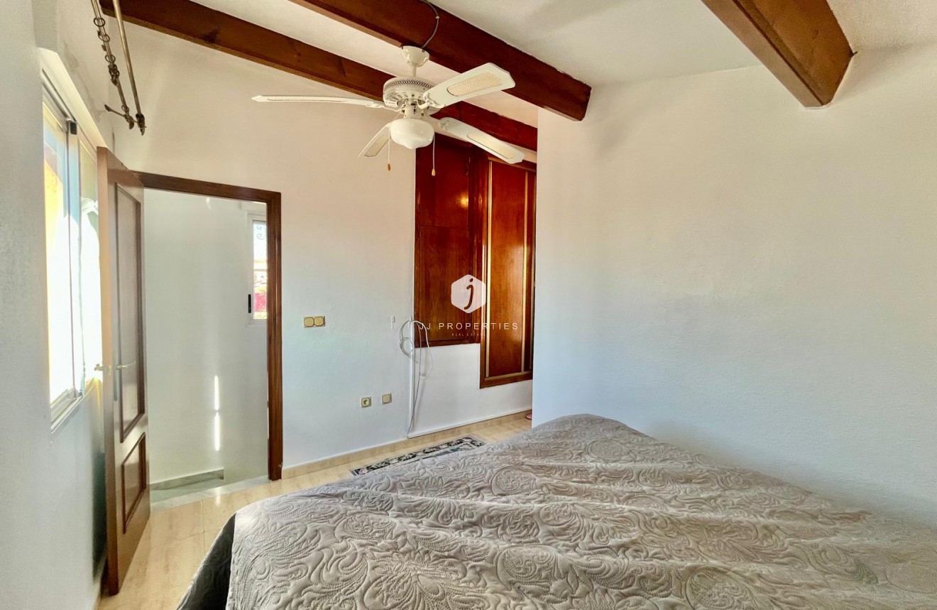 Segunda mano - Villa -
Orihuela Costa - Los Almendros-la Florida