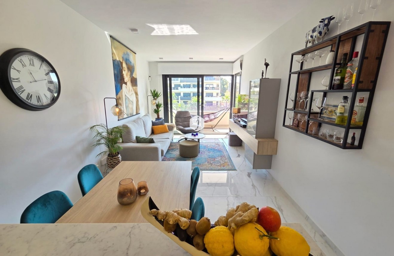 Aus zweiter Hand - Wohnung -
Orihuela Costa - Costa Blanca