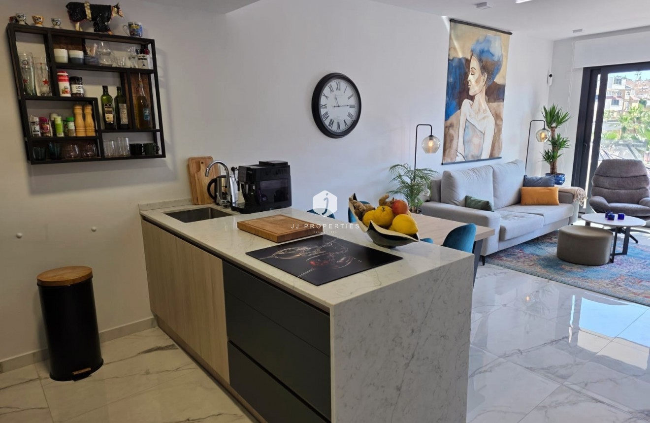 Aus zweiter Hand - Wohnung -
Orihuela Costa - Costa Blanca