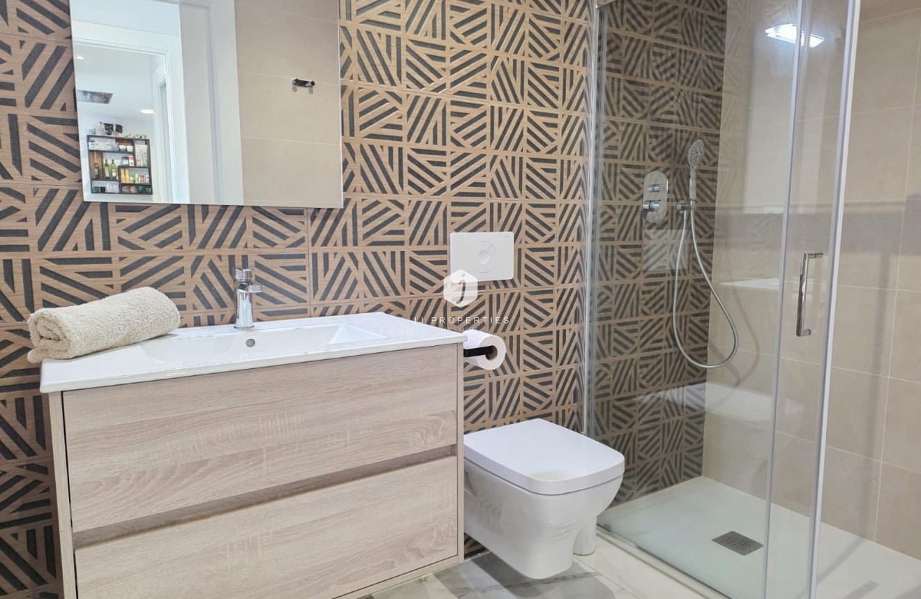 Aus zweiter Hand - Wohnung -
Orihuela Costa - Costa Blanca