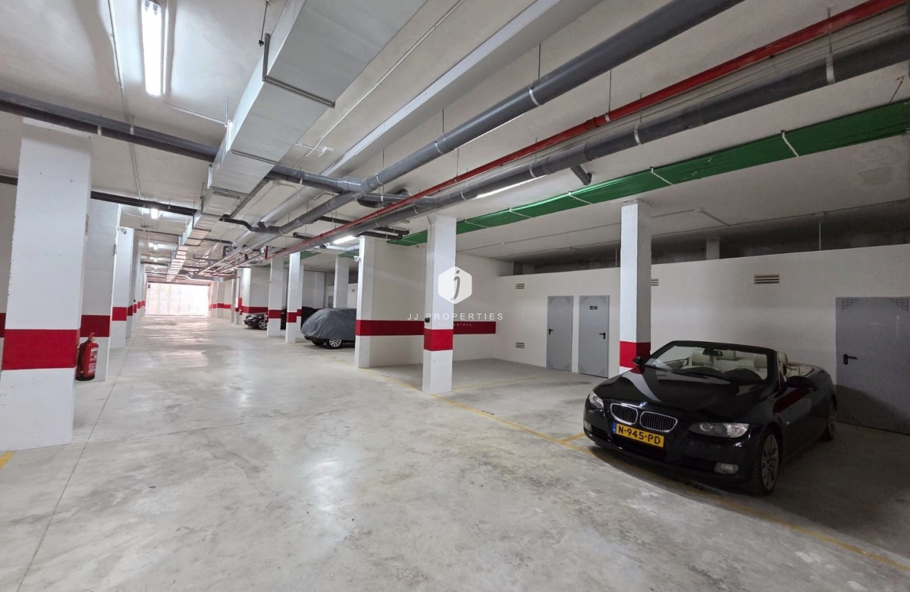 Aus zweiter Hand - Wohnung -
Orihuela Costa - Costa Blanca