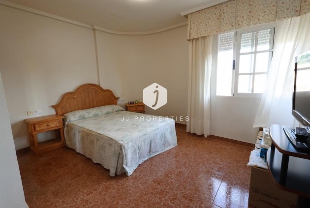 Resale - Villa -
Torrevieja - Costa Blanca