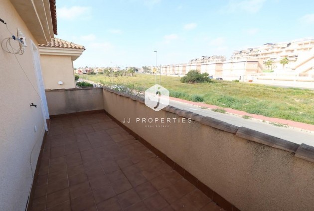 Resale - Villa -
Torrevieja - Costa Blanca