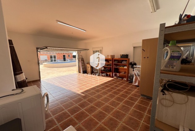 Resale - Villa -
Dolores - Cmno. Escorredor