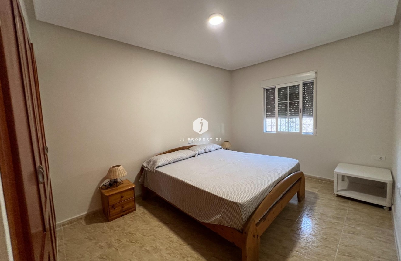 Resale - Villa -
Dolores - Cmno. Escorredor