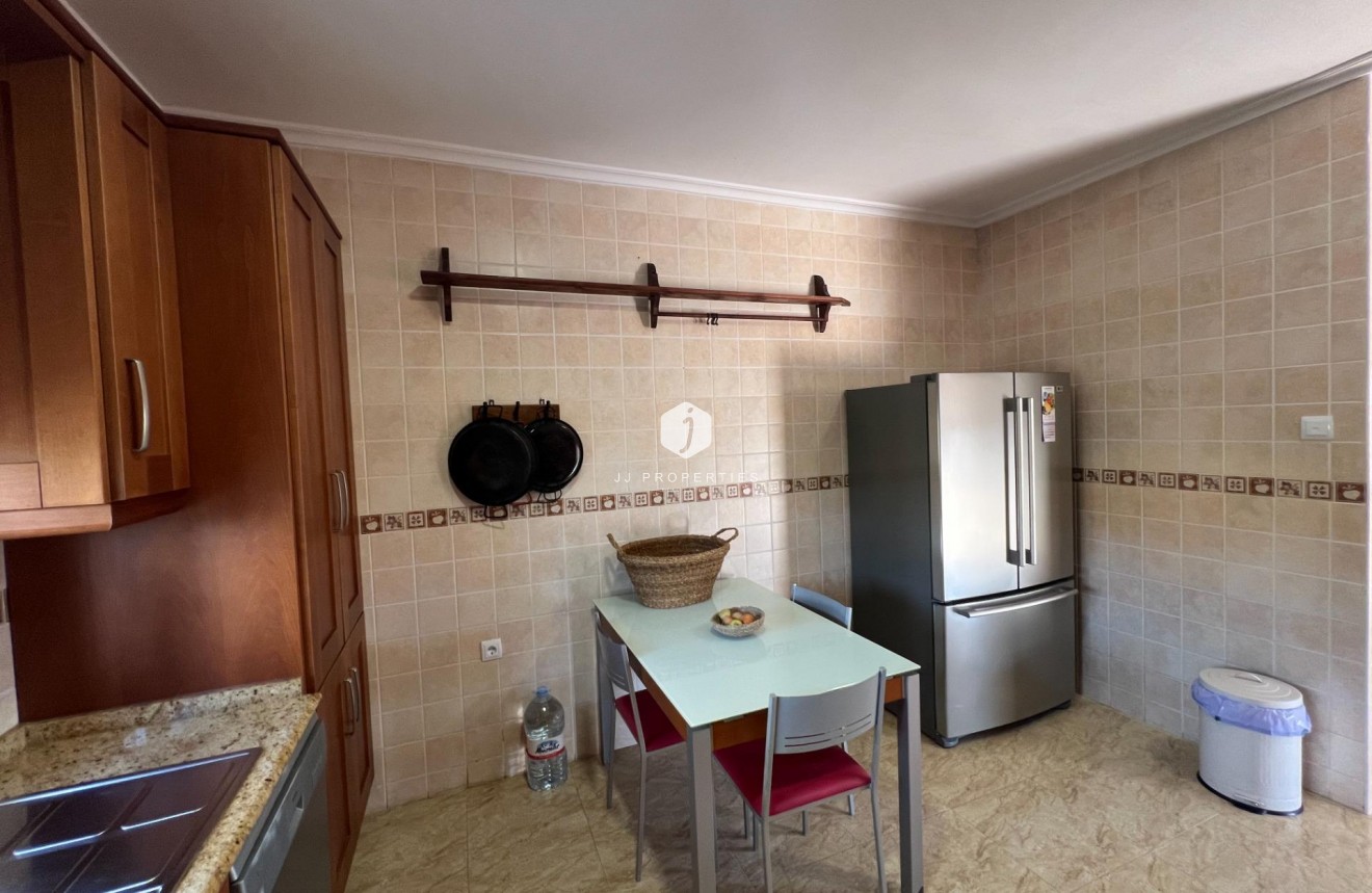 Resale - Villa -
Dolores - Cmno. Escorredor