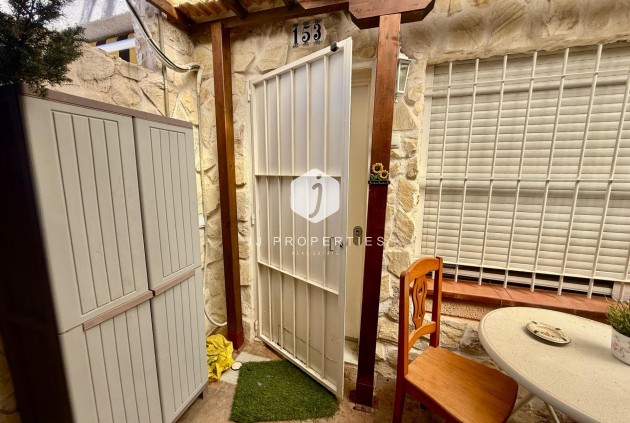 Resale - Chalet -
Torrevieja - Carrefour