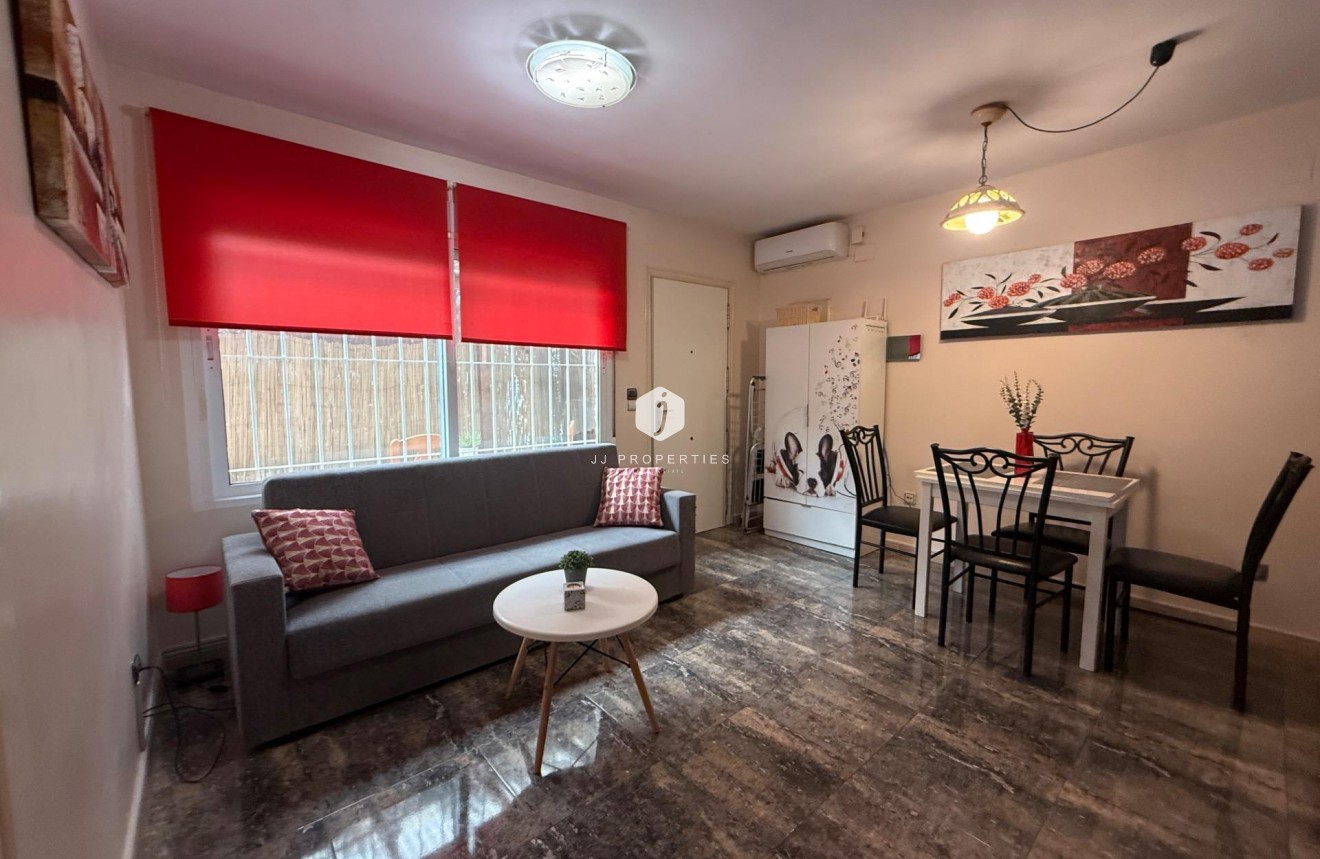 Resale - Chalet -
Torrevieja - Carrefour