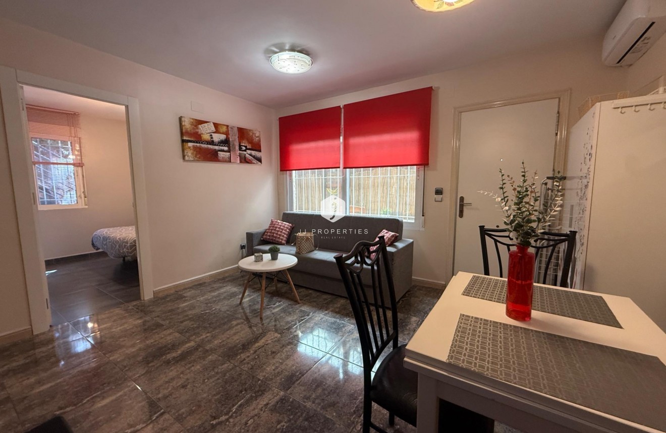 Resale - Chalet -
Torrevieja - Carrefour