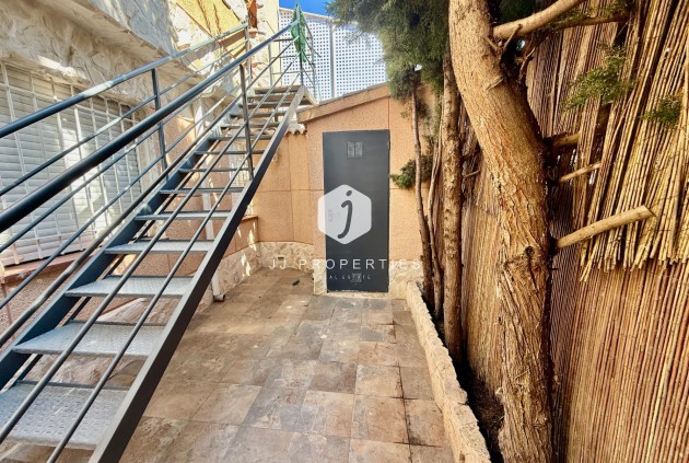 Resale - Chalet -
Torrevieja - Carrefour