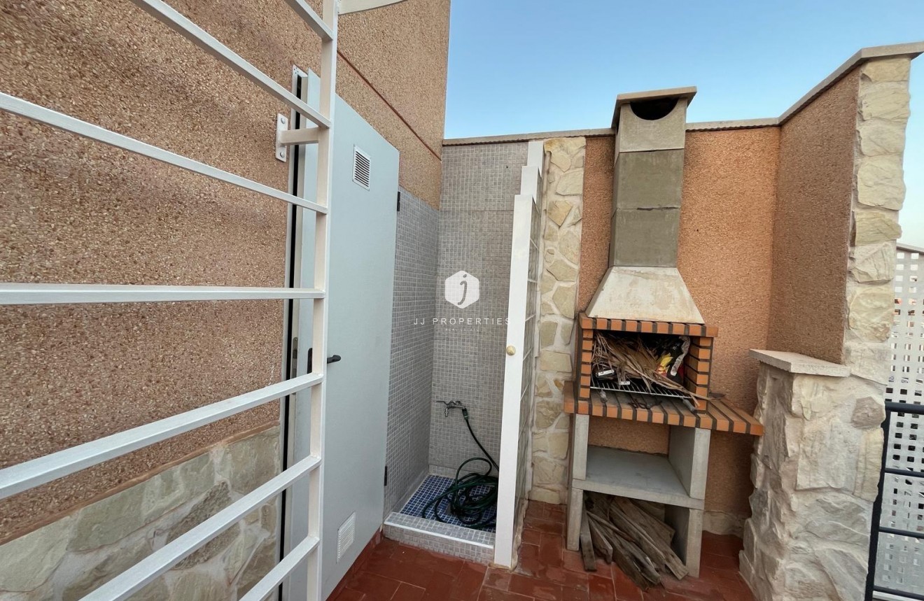 Resale - Chalet -
Torrevieja - Carrefour