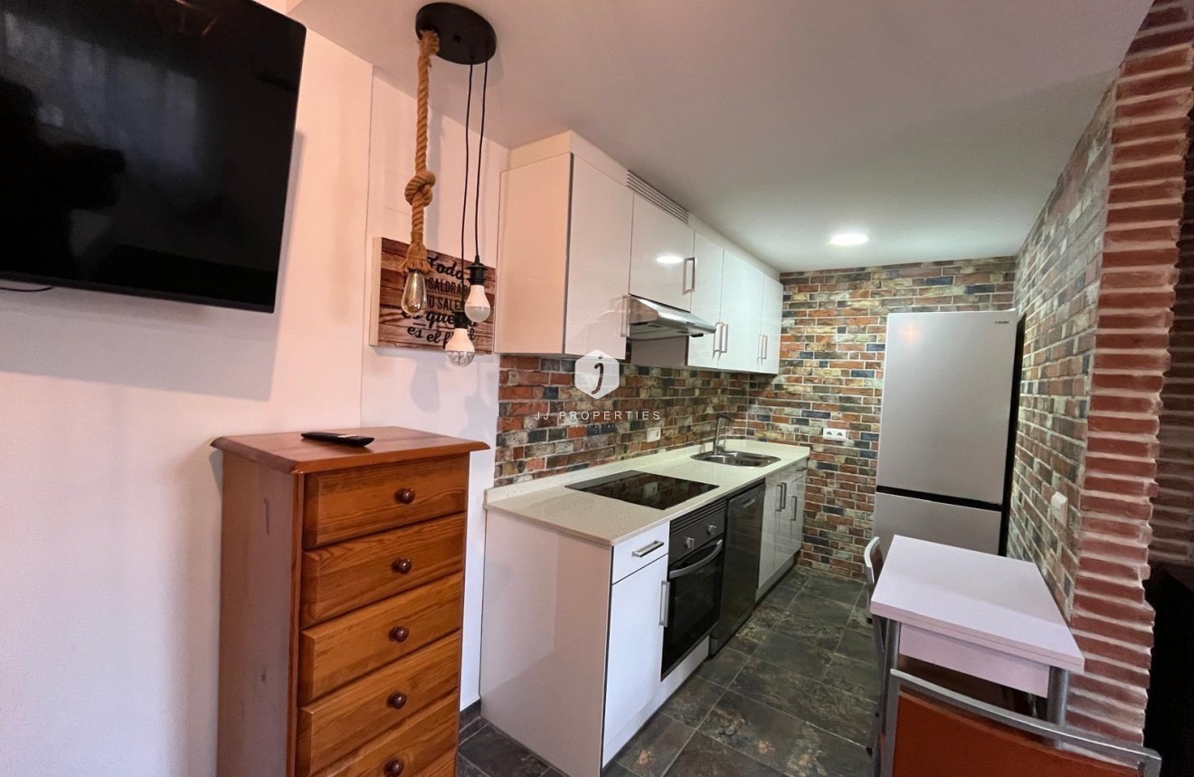 Resale - Chalet -
Torrevieja - Carrefour