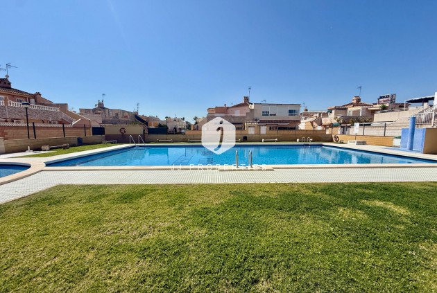 Resale - Chalet -
Torrevieja - Carrefour