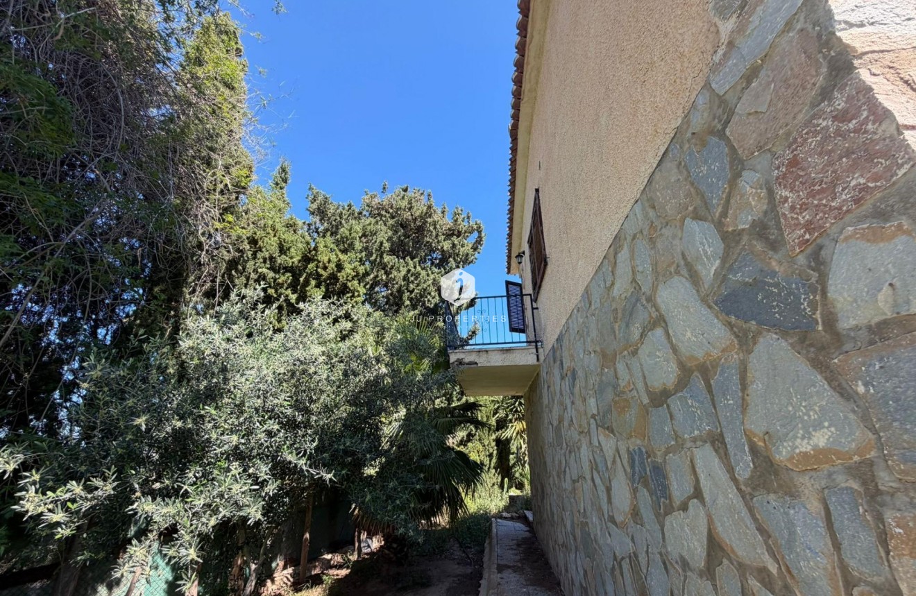 Resale - Villa -
Torrevieja - Los Balcones - Los Altos del Edén