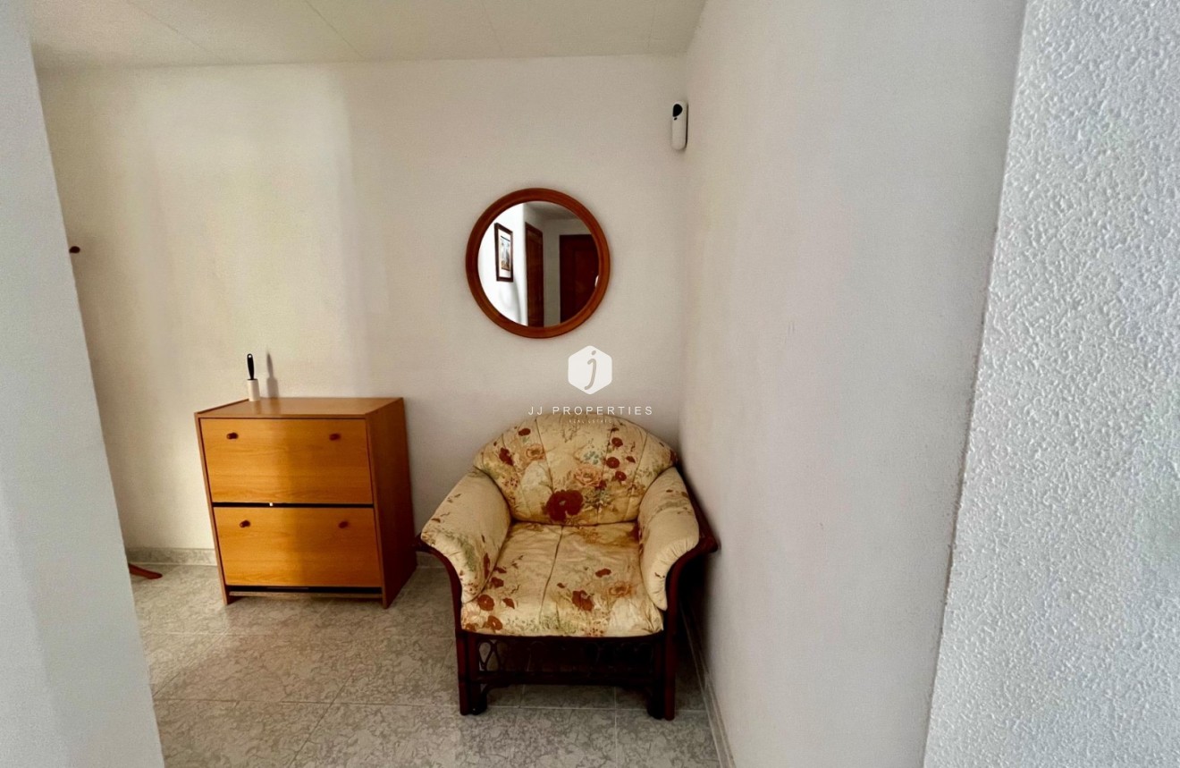 Long Term Rental - Apartment / flat -
Torrevieja - Playa del cura