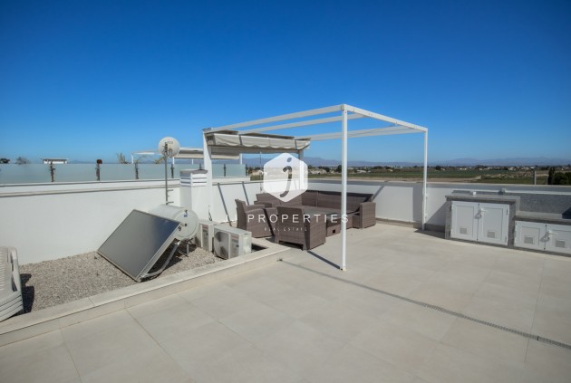 Resale - Villa -
Daya Vieja