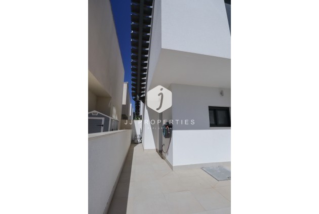 Resale - Villa -
Daya Vieja