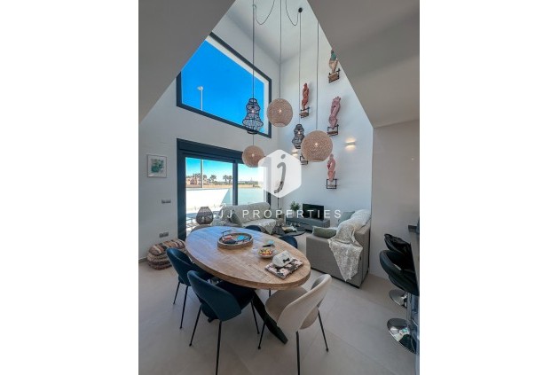 Resale - Villa -
Daya Vieja