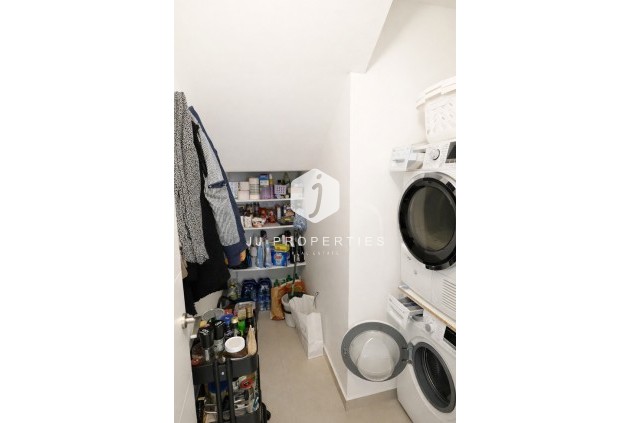 Resale - Villa -
Daya Vieja