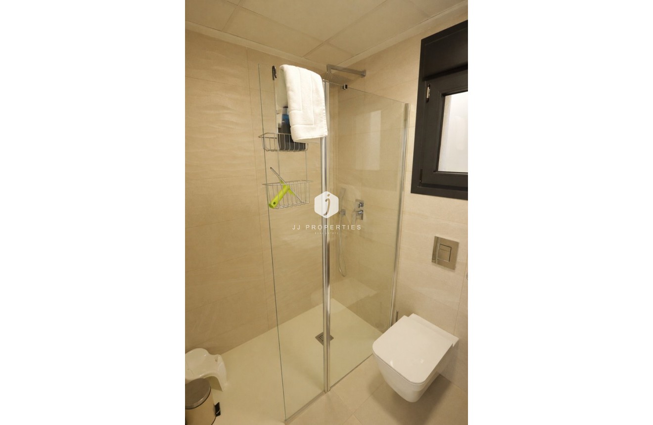 Resale - Villa -
Daya Vieja