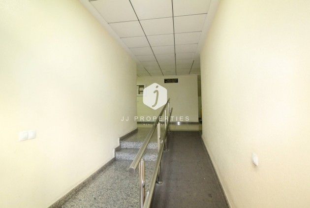 Resale - Apartment / flat -
Torrevieja - Centro