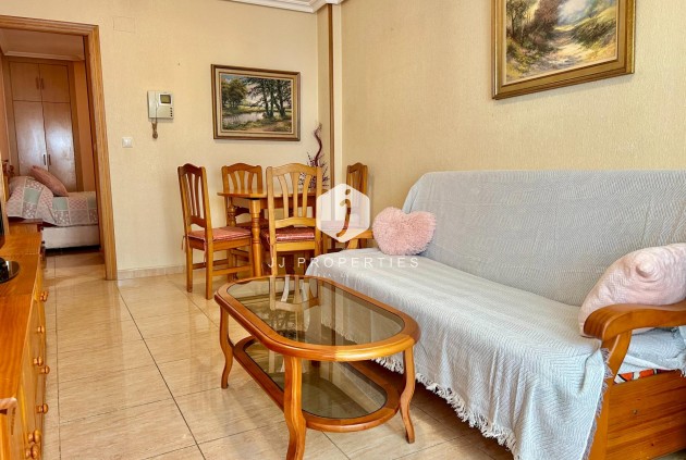 Tweedehands - Appartement / flat -
Torrevieja - Centro