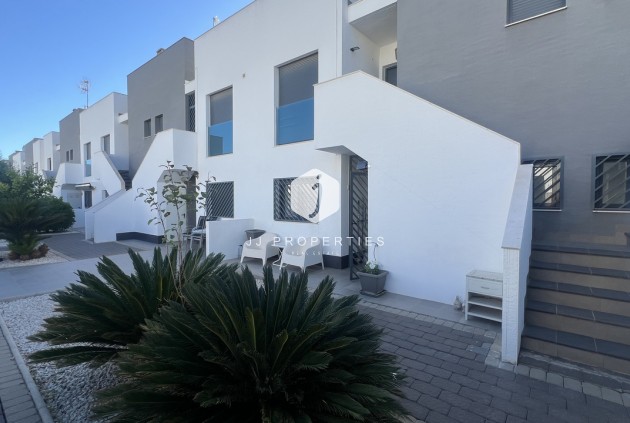 Resale - Apartment / flat -
La Zenia - Costa Blanca