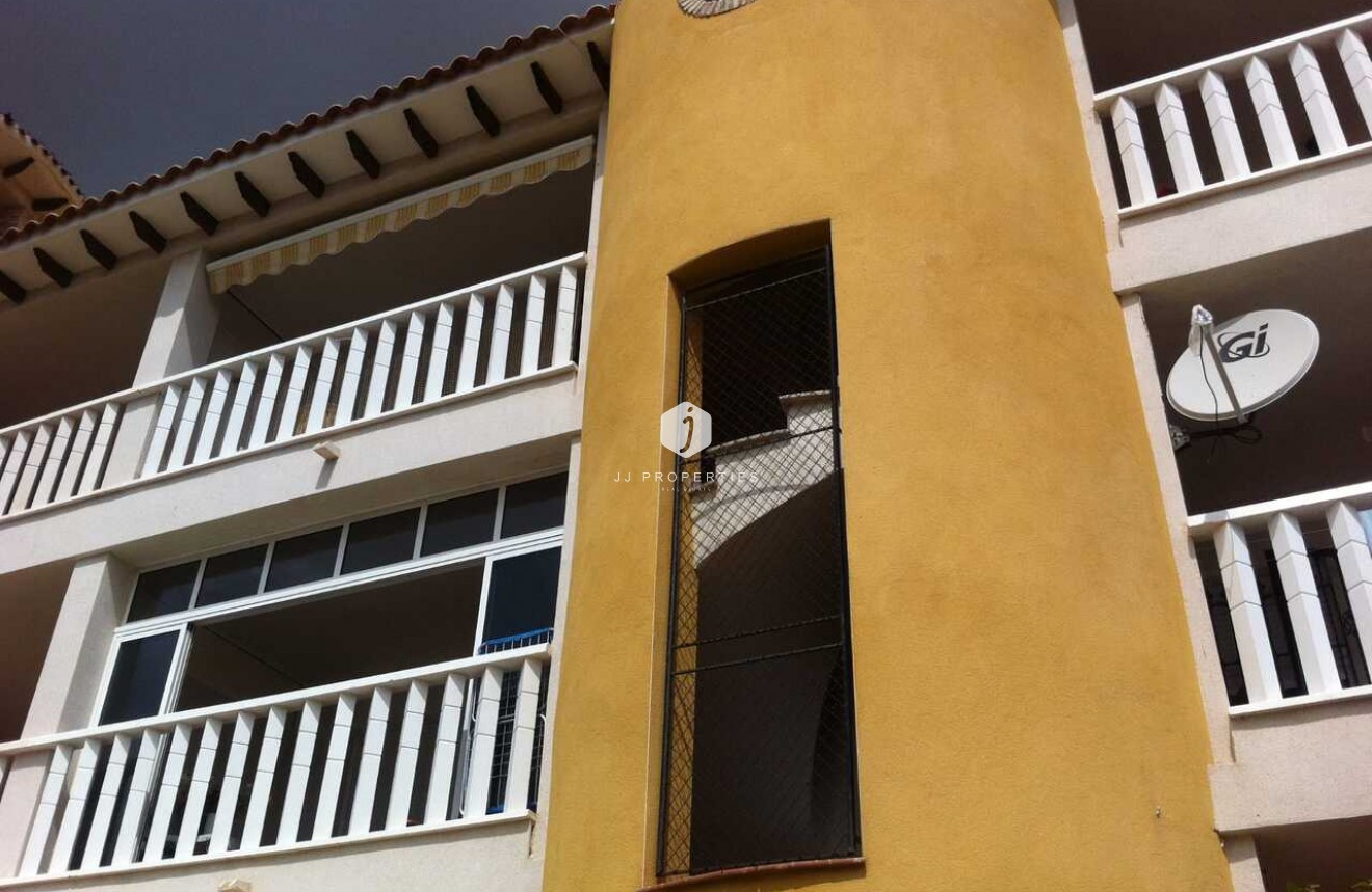 Resale - Apartment / flat -
Cabo Roig - Costa Blanca