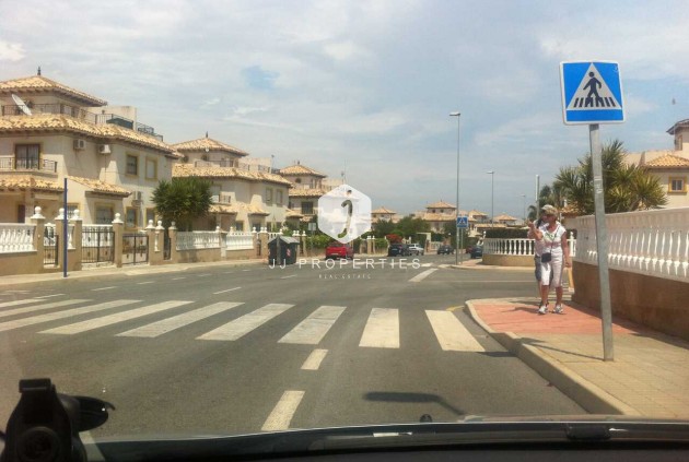 Resale - Apartment / flat -
Cabo Roig - Costa Blanca