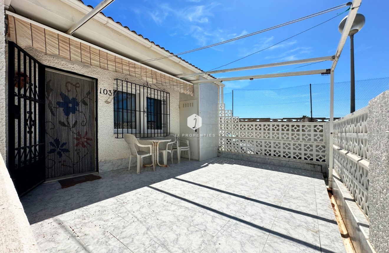 Resale - Chalet -
Guardamar del Segura - Costa Blanca