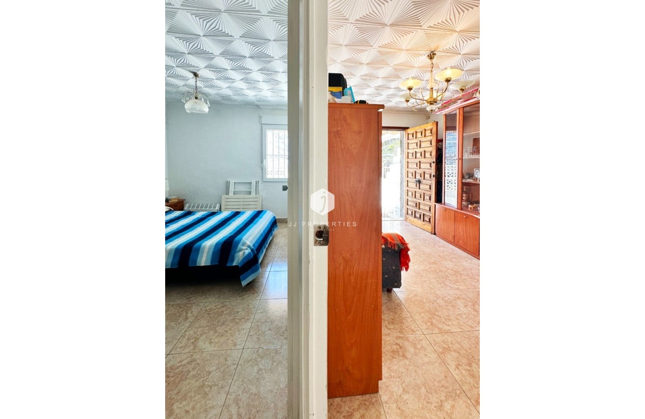 Resale - Chalet -
Guardamar del Segura - Costa Blanca