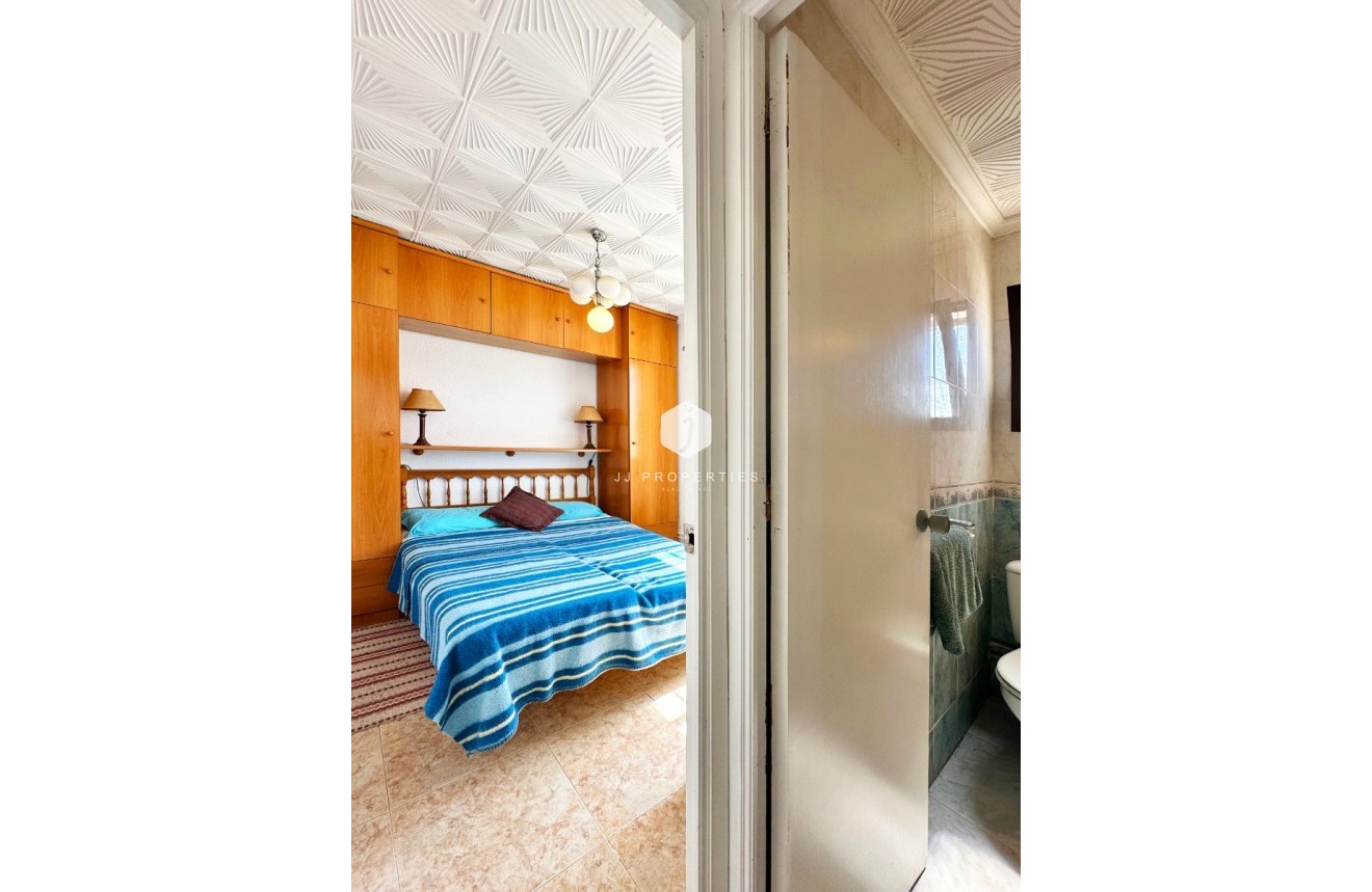 Resale - Chalet -
Guardamar del Segura - Costa Blanca