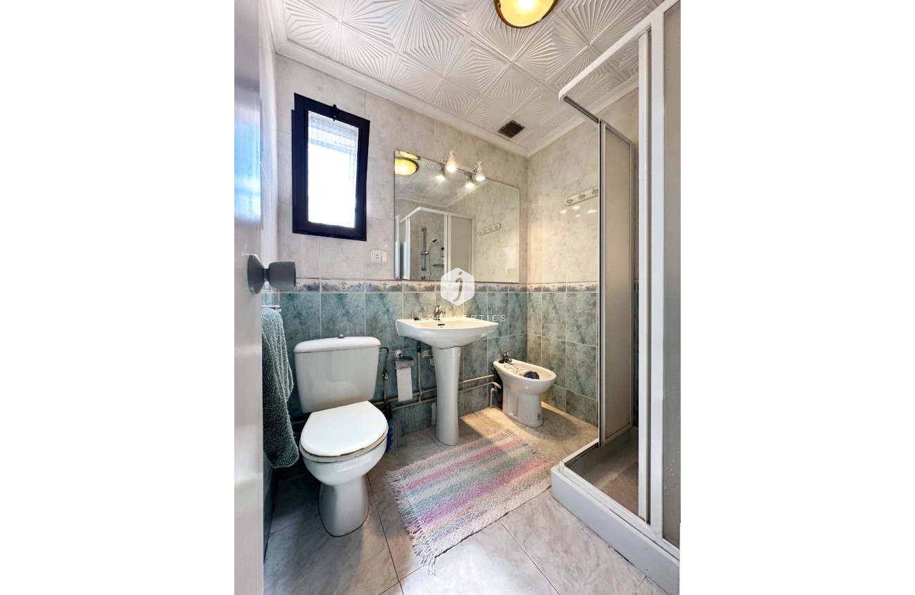 Resale - Chalet -
Guardamar del Segura - Costa Blanca