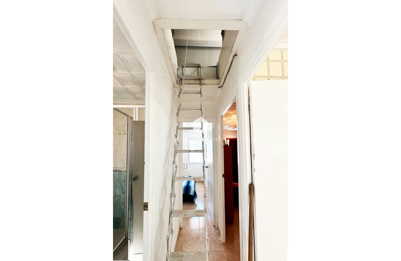 Resale - Chalet -
Guardamar del Segura - Costa Blanca