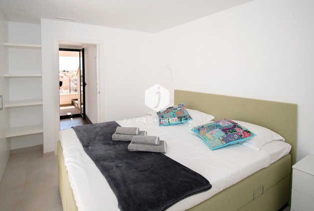 Resale - Chalet -
Orihuela Costa - pau26