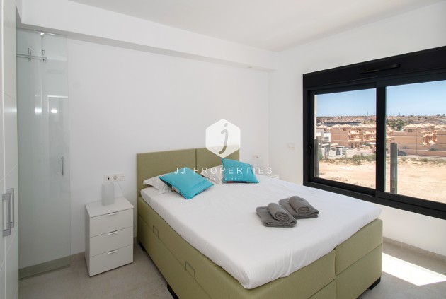 Resale - Chalet -
Orihuela Costa - pau26