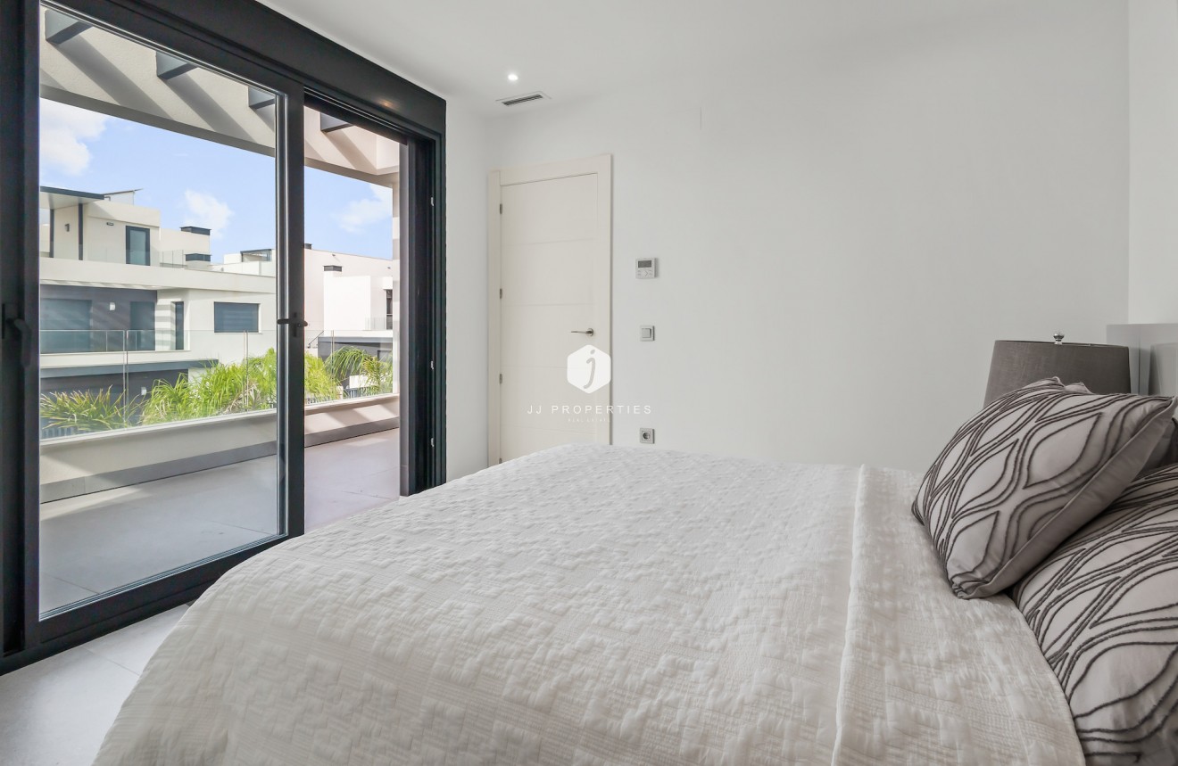 Resale - Villa -
Algorfa - Inland