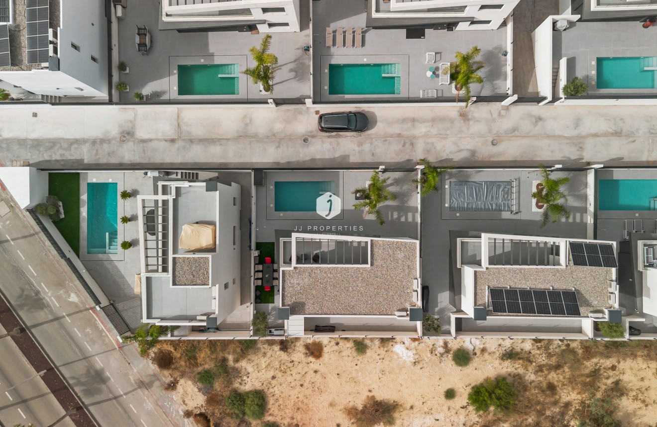 Resale - Villa -
Algorfa - Inland