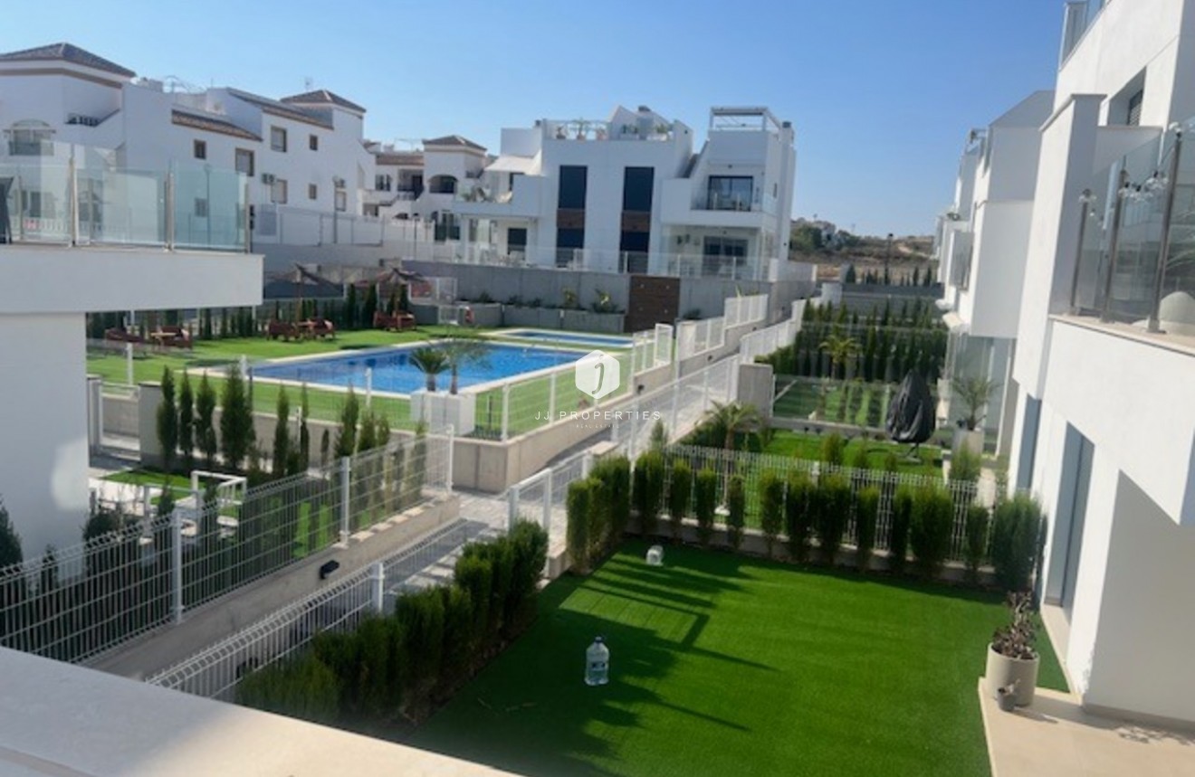 Resale - Villa -
Los Montesinos - Costa Blanca
