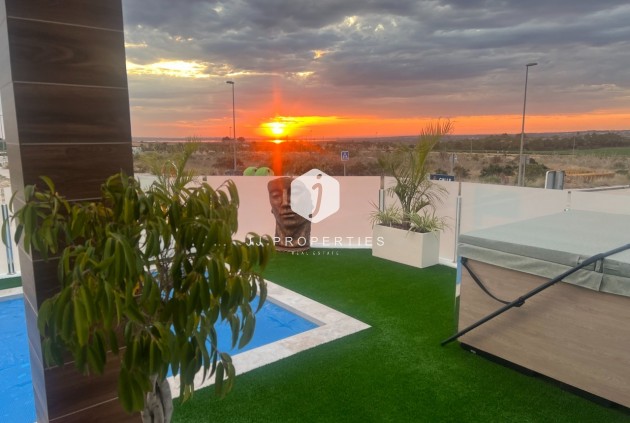 Resale - Villa -
Los Montesinos - Costa Blanca